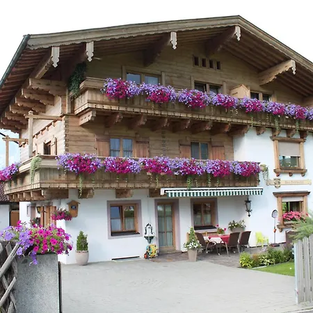 Haus Hirschbichler Зальфельден